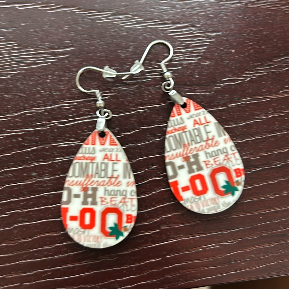 Adorable Ohio State earrings